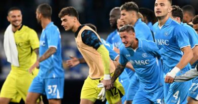 Napoli, è il momento della fuga: calendario in discesa e avversarie distratte, Conte prepara lo sprint