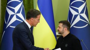 Guerra Ucraina – Russia, le news del 3 ottobre. Rutte a sorpresa a Kiev: “A favore dell’Ucraina nella Nato”. Mosca: “Presa la città di Vuhledar nel Donetsk”