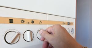 Prima di mettere in funzione la caldaia: le regole per un impianto efficiente