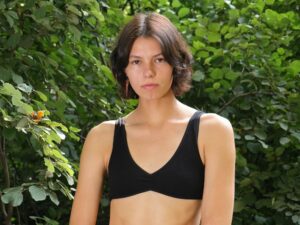 La modella Gavi Kay Stroemer condivide il suo outfit perfetto per andare a vedere la città