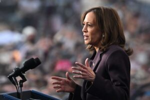 Kamala Harris: “A volte la lotta richiede un po’ di tempo, ma questo non significa che non vinceremo”