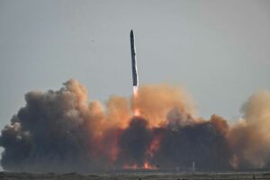 Ammaraggio per il razzo di Starship, SpaceX rinuncia al rientro alla base di lancio