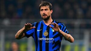 Mercato Inter, l’identikit del nuovo difensore e la situazione Acerbi-De Vrij
