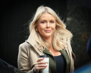 Cosa può imparare Karoline Leavitt, nuova addetta stampa di Trump, dai suoi numerosi predecessori
