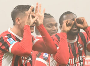 Il Milan domina nella nebbia, Empoli battuto 3-0