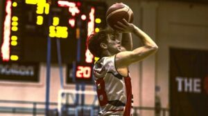 Collegno Basket: non bastano Castellino e Obakhavbaye, i Lions cadono contro Derthona