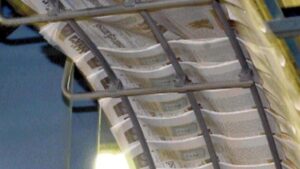 Tagliati i fondi per l’editoria, la Fieg: “Attacco al pluralismo”