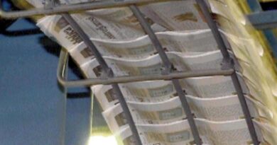 Tagliati i fondi per l’editoria, la Fieg: “Attacco al pluralismo”