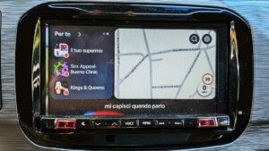 Android Auto cambia colore: le novità con il nuovo aggiornamento