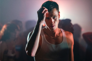 Harris Dickinson non è sicuro di essere una babygirl