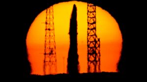 Posticipati entrambi i lanci dei razzi spaziali Blue Origin New Glenn e SpaceX Starship