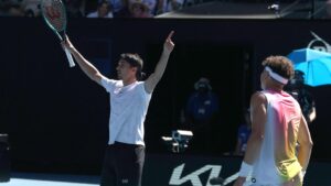 Australian Open in diretta, Sonego-Shelton 4-6: in palio la semifinale. Alle 9.30 Sinner-De Minaur