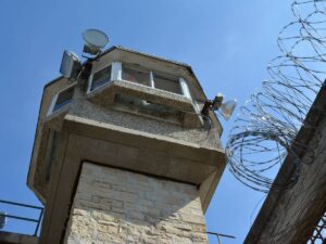 Leggi sbagliate e inchieste flop: così la mafia è cambiata (e si è presa le carceri)