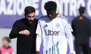 Fiorentina-Como LIVE 0-1: Palladino toglie un deludente Zaniolo