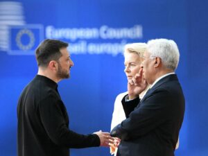 “Siamo contenti di non essere soli”. Parole di gratitudine da Volodymyr Zelensky nei confronti..