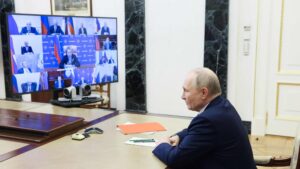 Ucraina-Russia, le notizie di oggi. Media: Putin pronto a concordare una tregua in Ucraina con condizioni