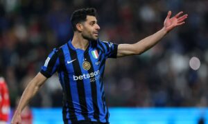 Inter-Feyenoord, le formazioni ufficiali: fuori Barella e Lautaro, dal 1′ Taremi, Frattesi e Sommer. Ueda titolare