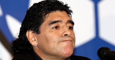 Maradona “condannato all’oblio” dal personale sanitario, secondo il tribunale argentino
