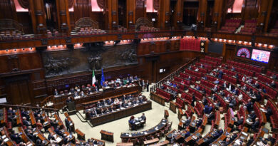 Alla Camera il dibattito sul Consiglio Ue, Meloni in Aula