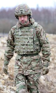 Durante il suo primo viaggio in Estonia, il principe William visita le truppe della NATO ed elogia la “resistenza dell’Ucraina”