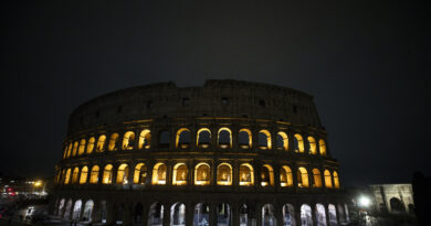 Torna l’Earth Hour, Colosseo e San Pietro spendono per un’ora