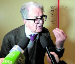 Il vizietto del Prof: altri due casi vent’anni fa