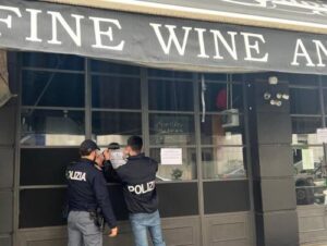 Cocaina rosa in Gintoneria. “Chiama l’ambulanza sto morendo”