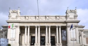 Arte sostenibile e salute mentale alla Galleria nazionale d’arte moderna e contemporanea con Lady Be