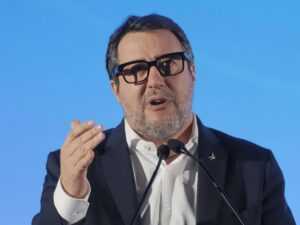 Da Musk a Mosca, sovranisti in campo. Salvini: è guerra Ue