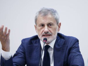 Il diario sociale dal carcere di Alemanno, una lezione a politici e magistrati