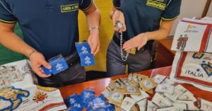 Giubileo, la Gdf sequestra più di 16 milioni di souvenir contraffatti