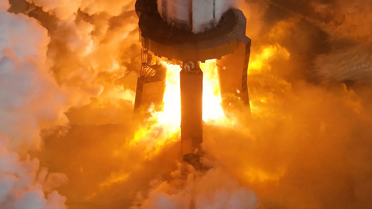 SpaceX: eseguito lo static fire di Super Heavy Booster 14 che aveva già volato durante il settimo lancio di Starship