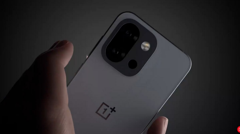 Svelata la data di lancio di OnePlus 13T: quando arriva il compatto che ci mancava