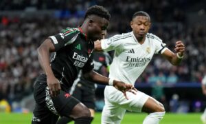 Real Madrid-Arsenal LIVE 0-0: Saka tenta il cucchiaio, Courtois para il rigore!