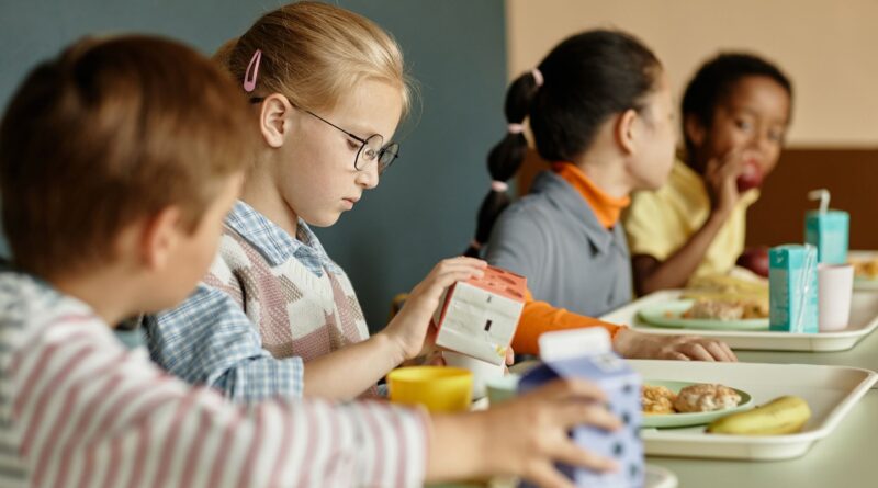 In centinaia di scuole saranno aperti club per la colazione gratuiti