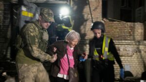 Guerra Ucraina-Russia, le news. Media: Gb verso la rinuncia all’invio di peacekeeper in Ucraina. Trump: Putin si è offerto di fermare la guerra