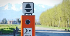 Cade il “colpo” di Fleximan: scatta l’allarme, l’Autovelox resta al suo posto. E c’erano le telecamere