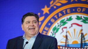 JB Pritzker, gli anti-Trump hanno una stella. Virale al suo appello alla mobilitazione di massa
