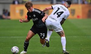 Parma-Como 0-0 LIVE: si riparte