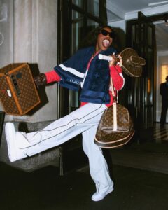 Prima del Gala del Met, Doechii rende omaggio ad André Leon Talley con un abito Louis Vuitton