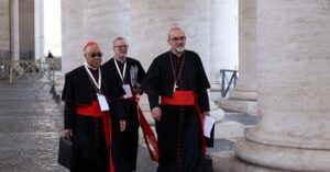 Conclave: i cardinali prendono tempo nella scelta del Papa