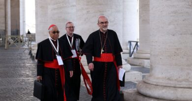 Conclave: i cardinali prendono tempo nella scelta del Papa