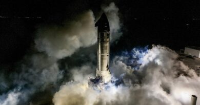 SpaceX: Starship Ship 35 ha eseguito due incendi statici, Starbase è diventata una città