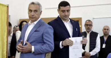 Romania al voto, al candidato di estrema destra Simion il 39,9% con il 95% delle schede scrutinate