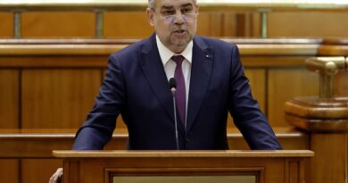 Romania, si dimette il premier socialista: “La coalizione non ha più legittimità”