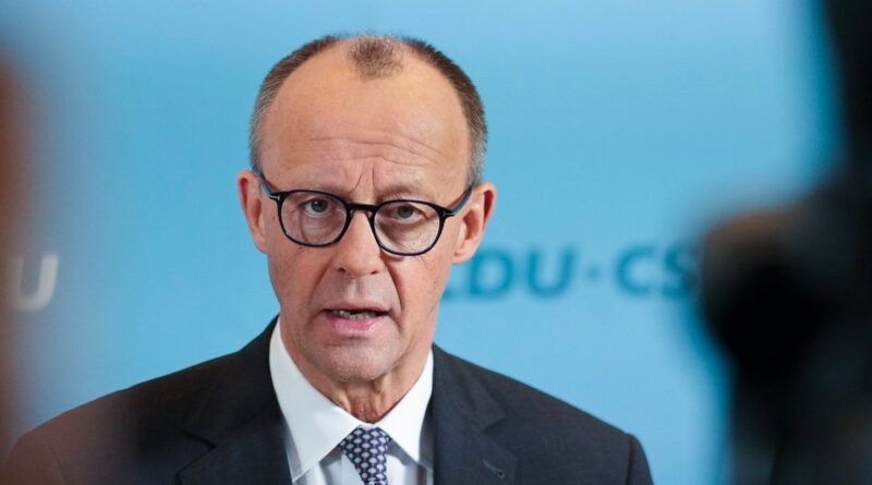 Merz bocciato al Bundestag, cosa succede ora: altri due voti con il rischio elezioni anticipate (e Afd è in testa ai sondaggi)