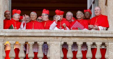 Il Conclave. Voti trasversali e sì dei bergogliani moderati, gli italiani di nuovo sconfitti