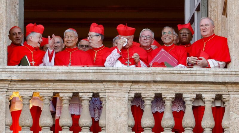 Il Conclave. Voti trasversali e sì dei bergogliani moderati, gli italiani di nuovo sconfitti