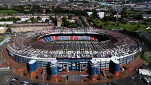 in carcere l’uomo “predatore” che ha violentato una quindicenne vicino allo stadio di calcio
