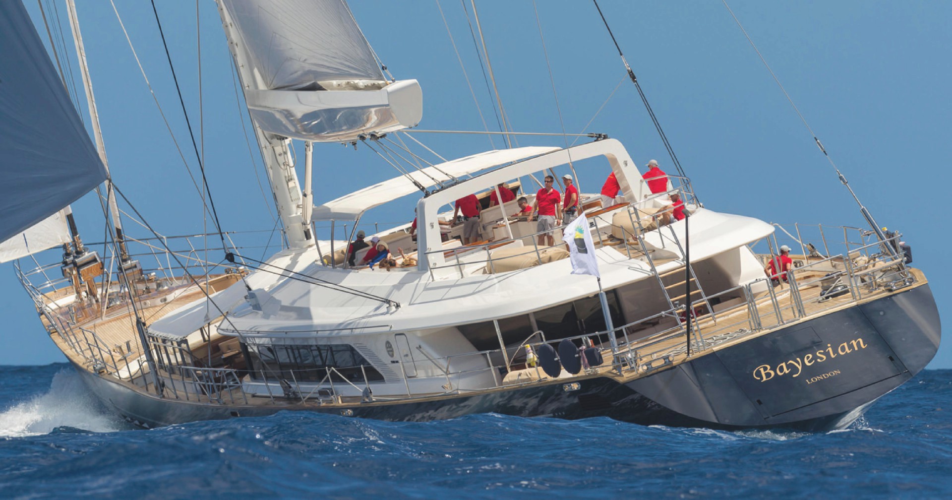 Naufragio del Bayesian, il report britannico: lo yacht aveva “una significativa vulnerabilità strutturale”